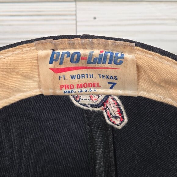 Vintage 90's Pro-Line Cleveland Indians Fitted Baseball Hat Size 7 Chief Wahoo - Picture 8 of 9